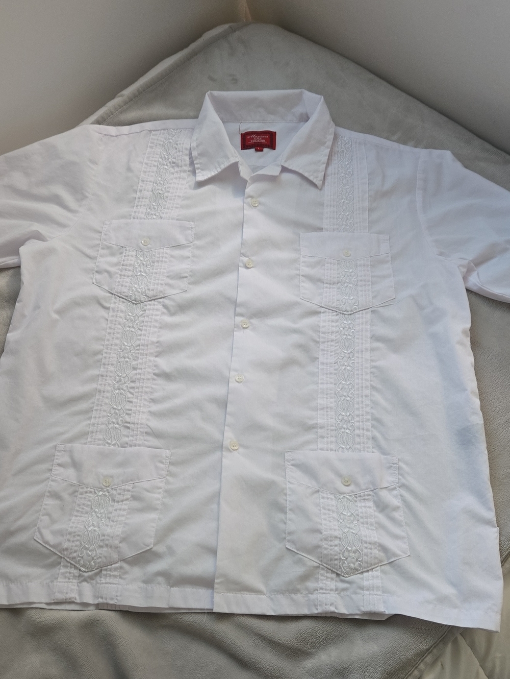 Guayabera Embroidered Shirt Mens's Large